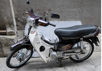 Năm 2007 D1 KVV900ZA Nâu