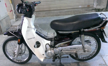 Năm 2009 D3 KVV930ZA Nâu