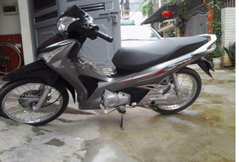 Năm 2013 KYZV60 NHA62M Xám