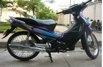 Năm 2004 RP138 Tím hồng