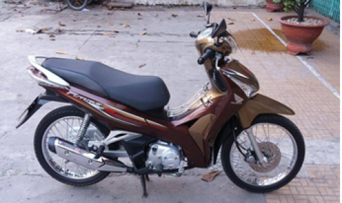 Năm 2013 KYZV60  YR303 Nâu