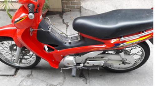 Năm 2001 R263 Đỏ cờ